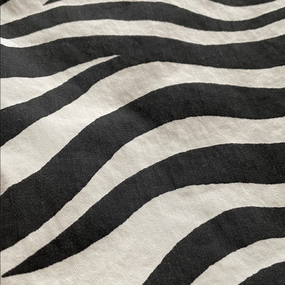 Nili Lotan zebra pants size 10 - Picture 6 of 6